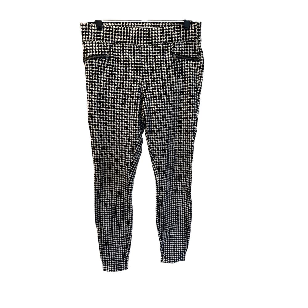 Women’s Old Navy Stevie Herringbone Leggings. Size Medium